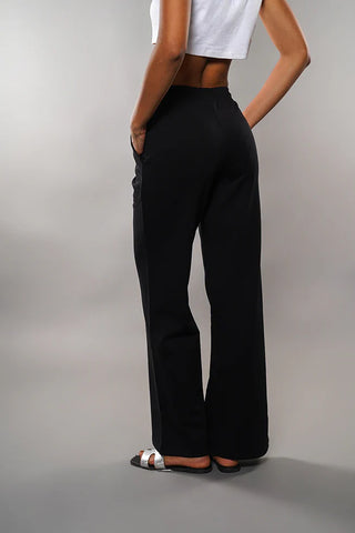 Wide-leg Sweatpant