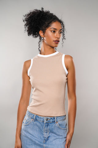 Ribbed Contrast Trim Top